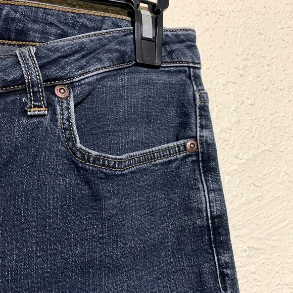 Caslon Jeans 10 Blue Stretch Straight Mid Rise 5-Pockets Cotton Spandex - Picture 7 of 16